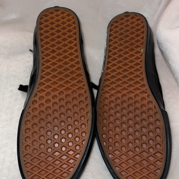 Vans black men’s size 10 Like new condition. - Picture 7 of 7
